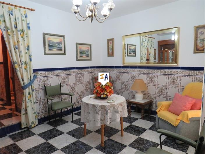 Townhouse for sale in Valencia City 4