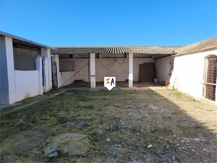Landhaus zum Verkauf in Towns of the province of Seville 5