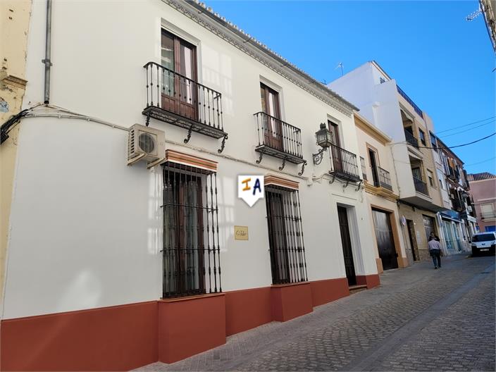 Townhouse te koop in Towns of the province of Seville 1