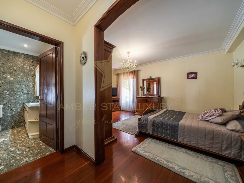 Villa for sale in Aveiro District 20