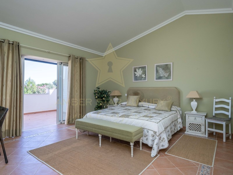 Villa te koop in Faro 12