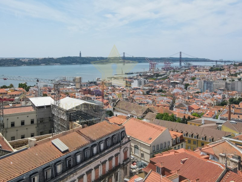 Plot en venta en Lisbon 9