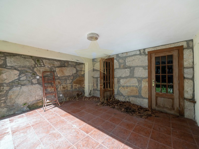 Plot for sale in Portugal 41