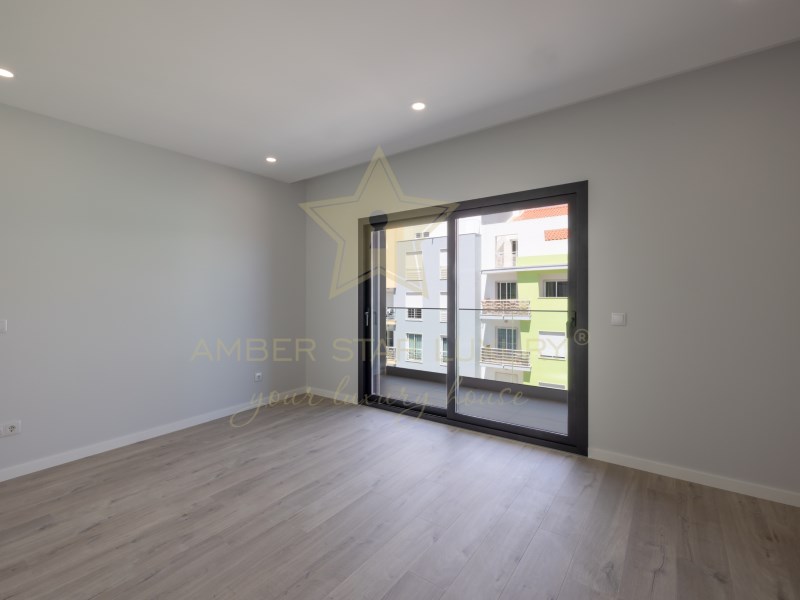 Apartment for sale in Setúbal Peninsula 13