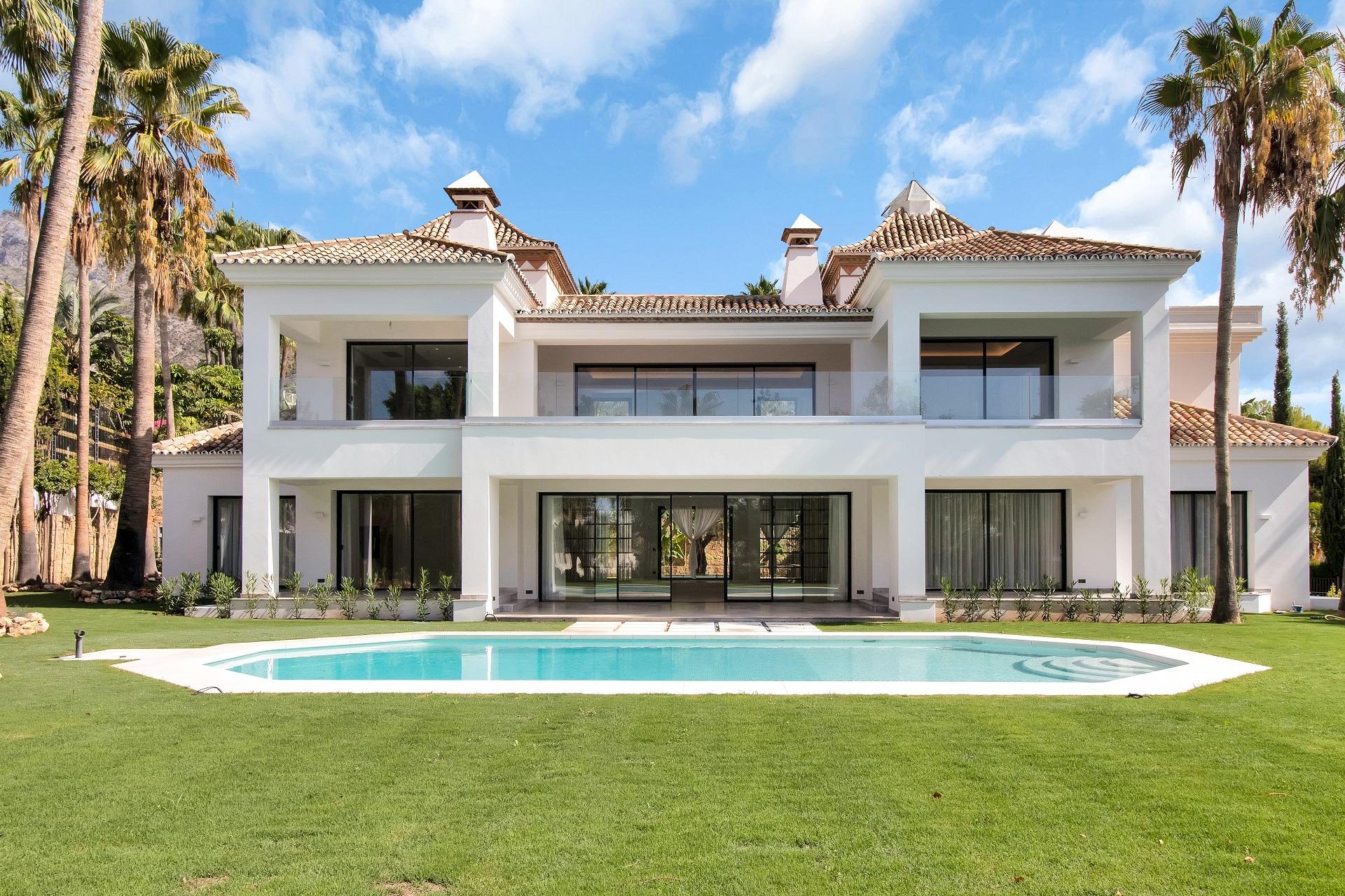 Villa à vendre à Estepona 1