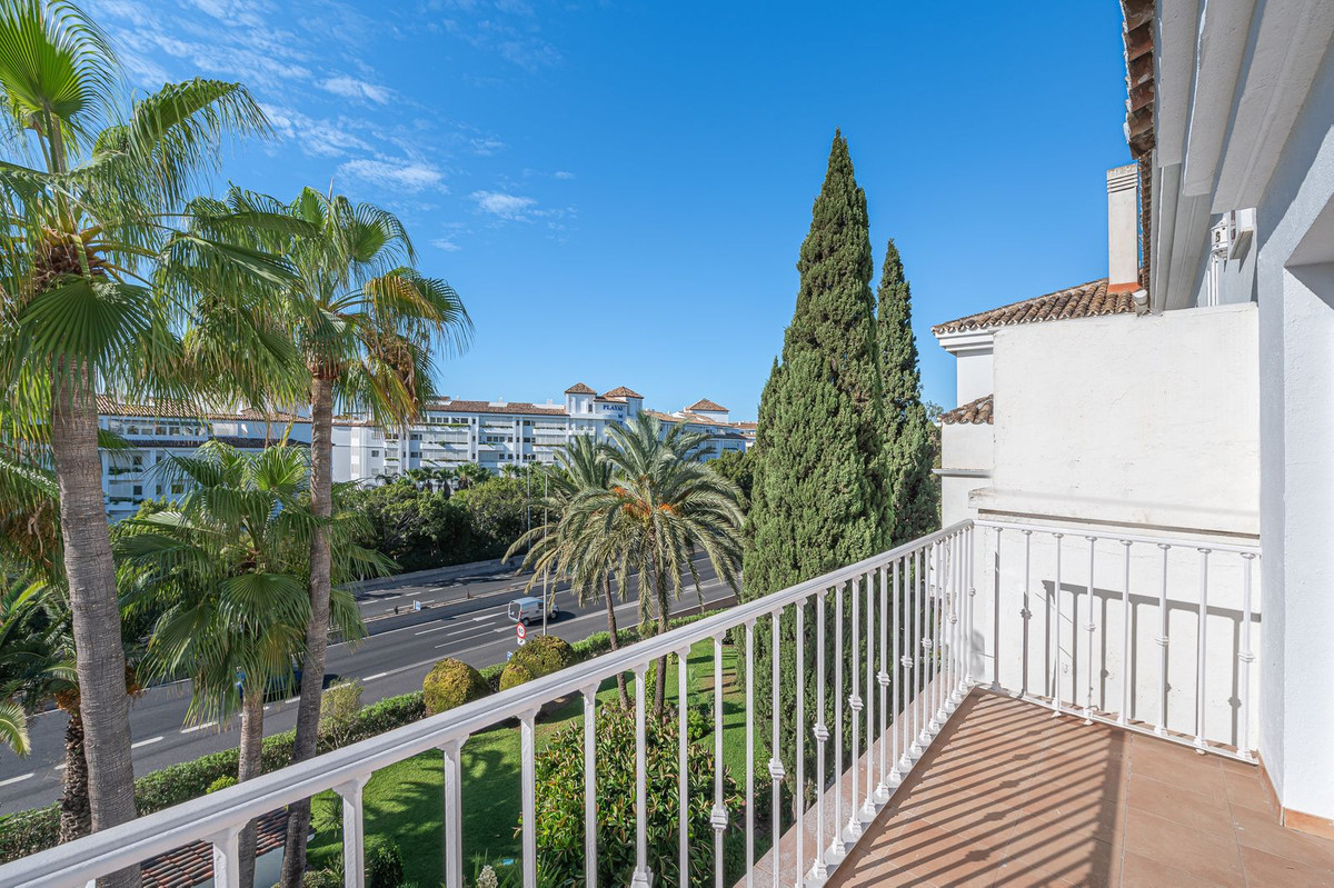 Townhouse for sale in Marbella - Nueva Andalucía 5