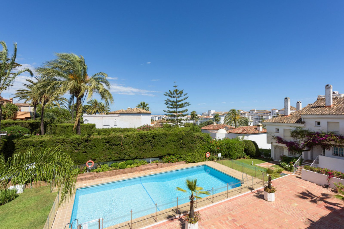 Wohnung zum Verkauf in Marbella - Nueva Andalucía 1