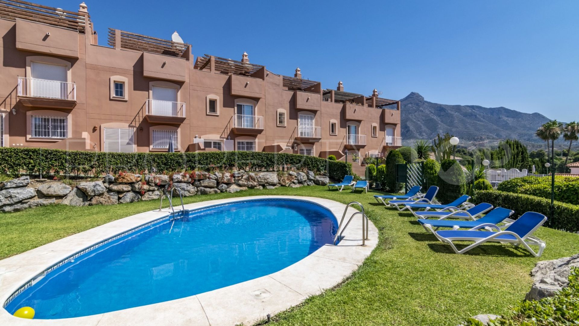 Townhouse for sale in Marbella - Nueva Andalucía 5