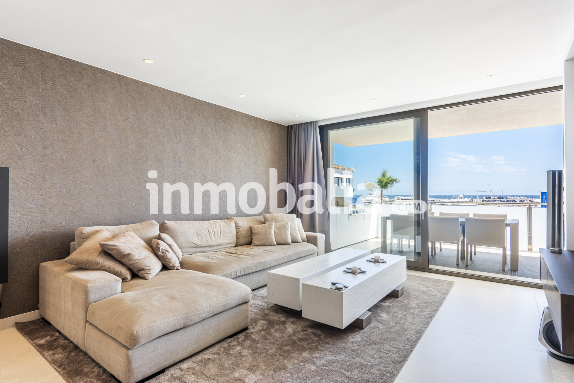 Apartamento en venta en Marbella - Nueva Andalucía 7