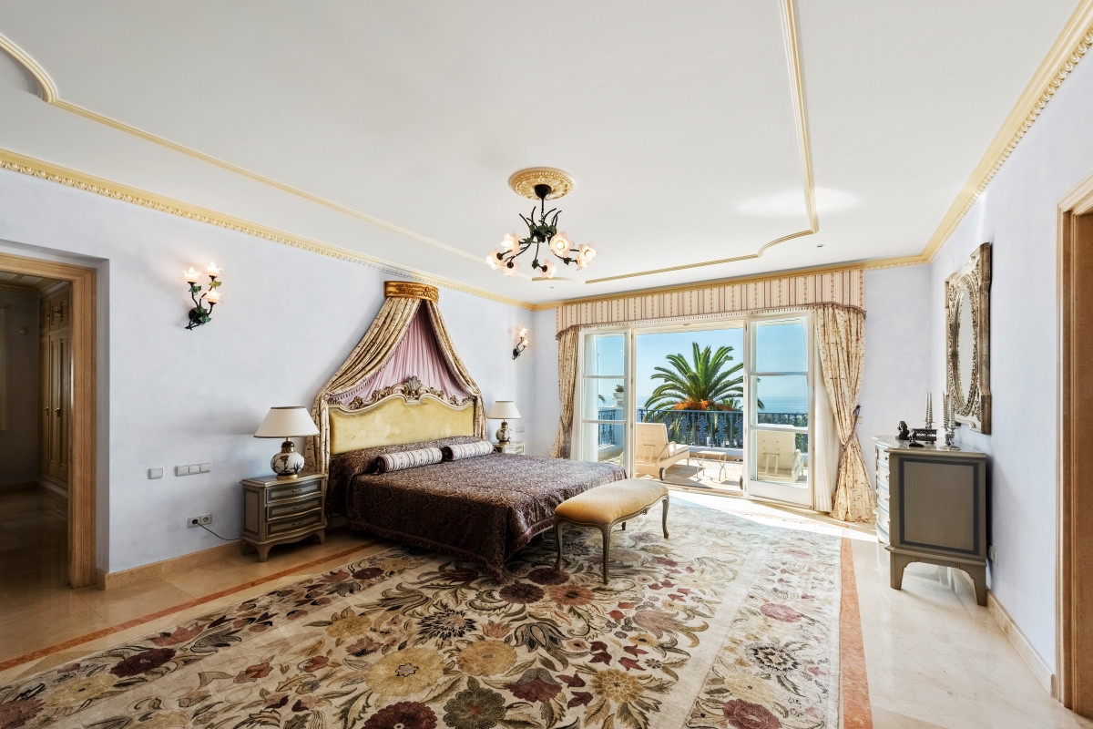 Villa for sale in Marbella - Golden Mile and Nagüeles 7