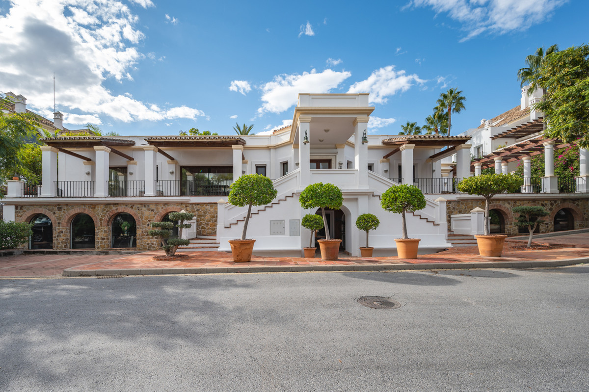 Apartment for sale in Marbella - Golden Mile and Nagüeles 10