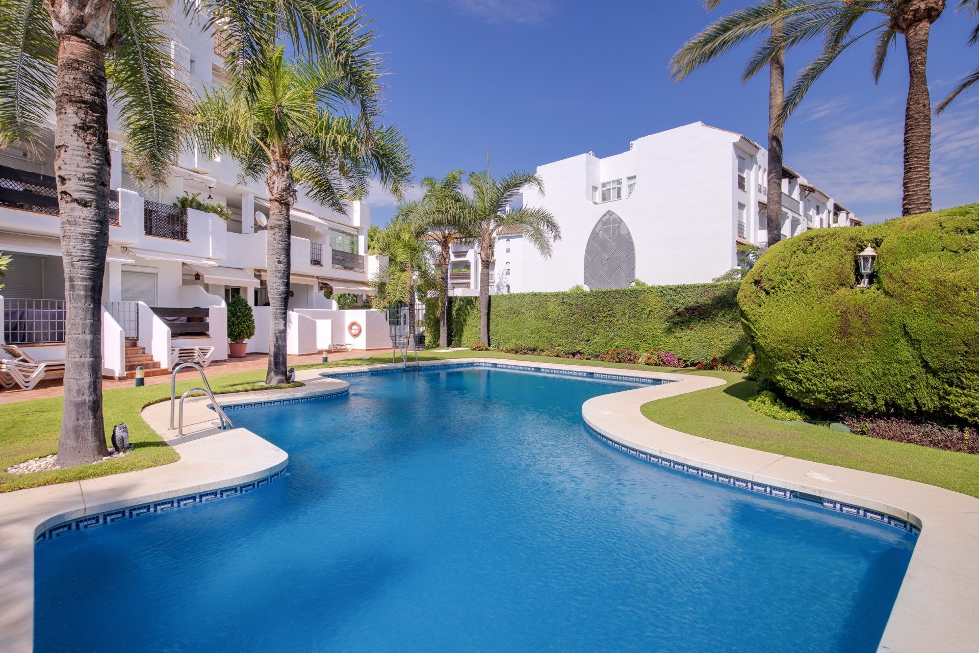 Квартира для продажи в Marbella - Nueva Andalucía 13