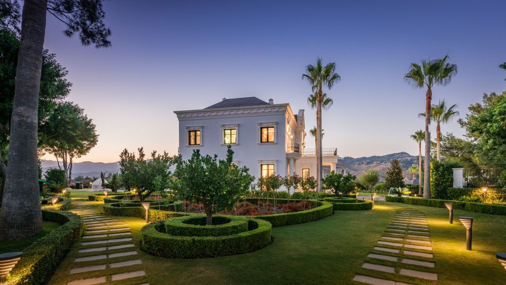 Villa for sale in Marbella - East 34