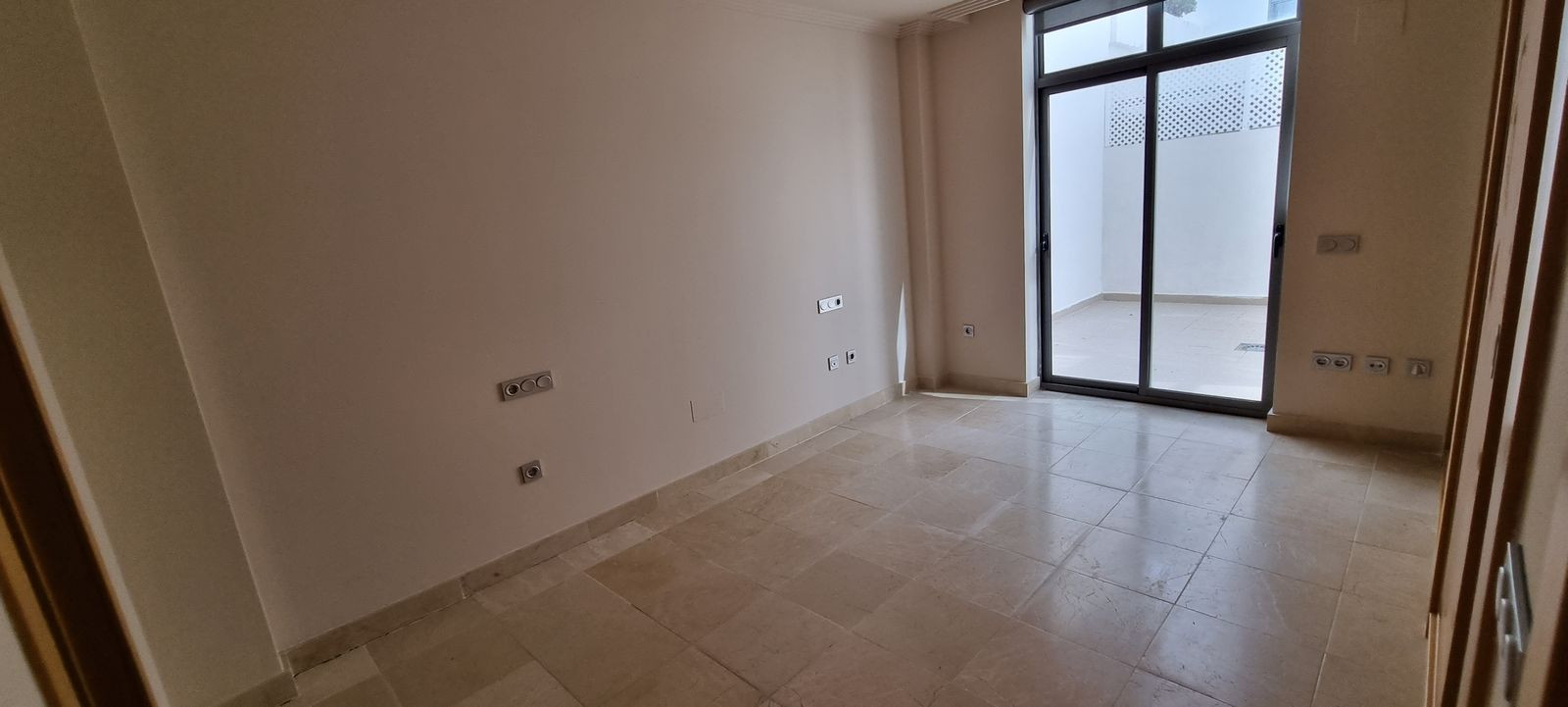 Apartment for sale in Benahavís 15