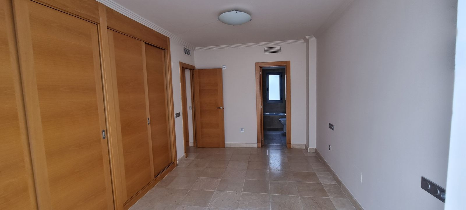 Apartment for sale in Benahavís 16