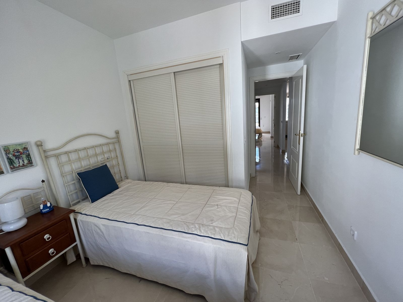 Apartment for sale in Benahavís 19