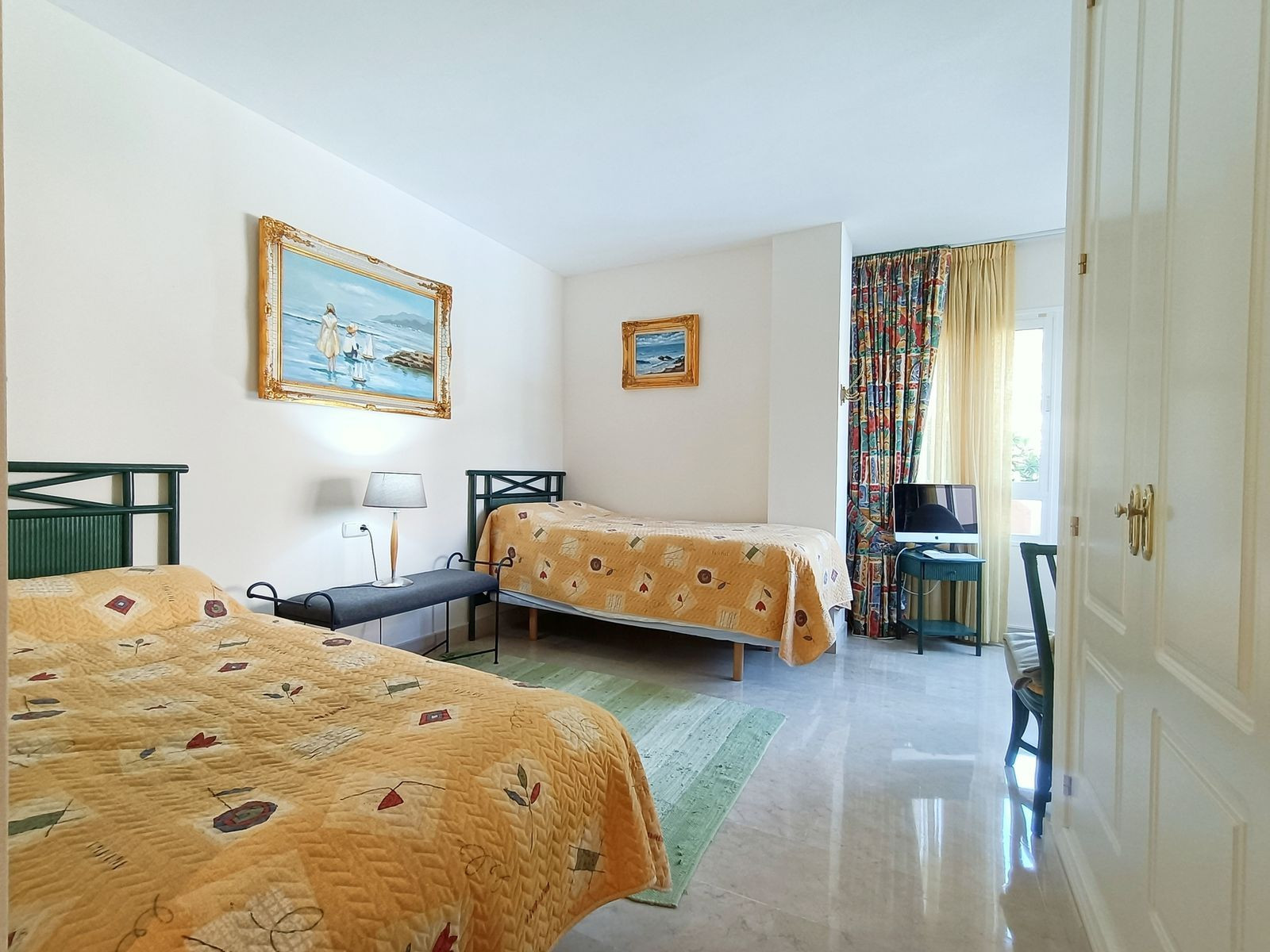 Apartment for sale in Marbella - East 31