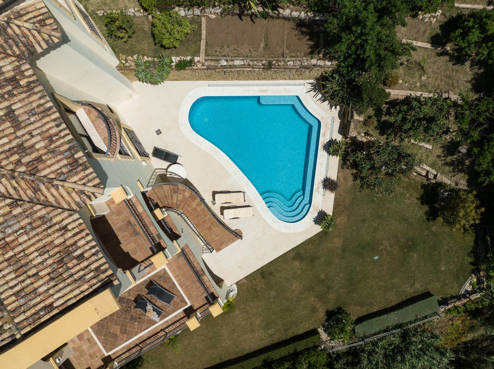 Villa for sale in Benahavís 37
