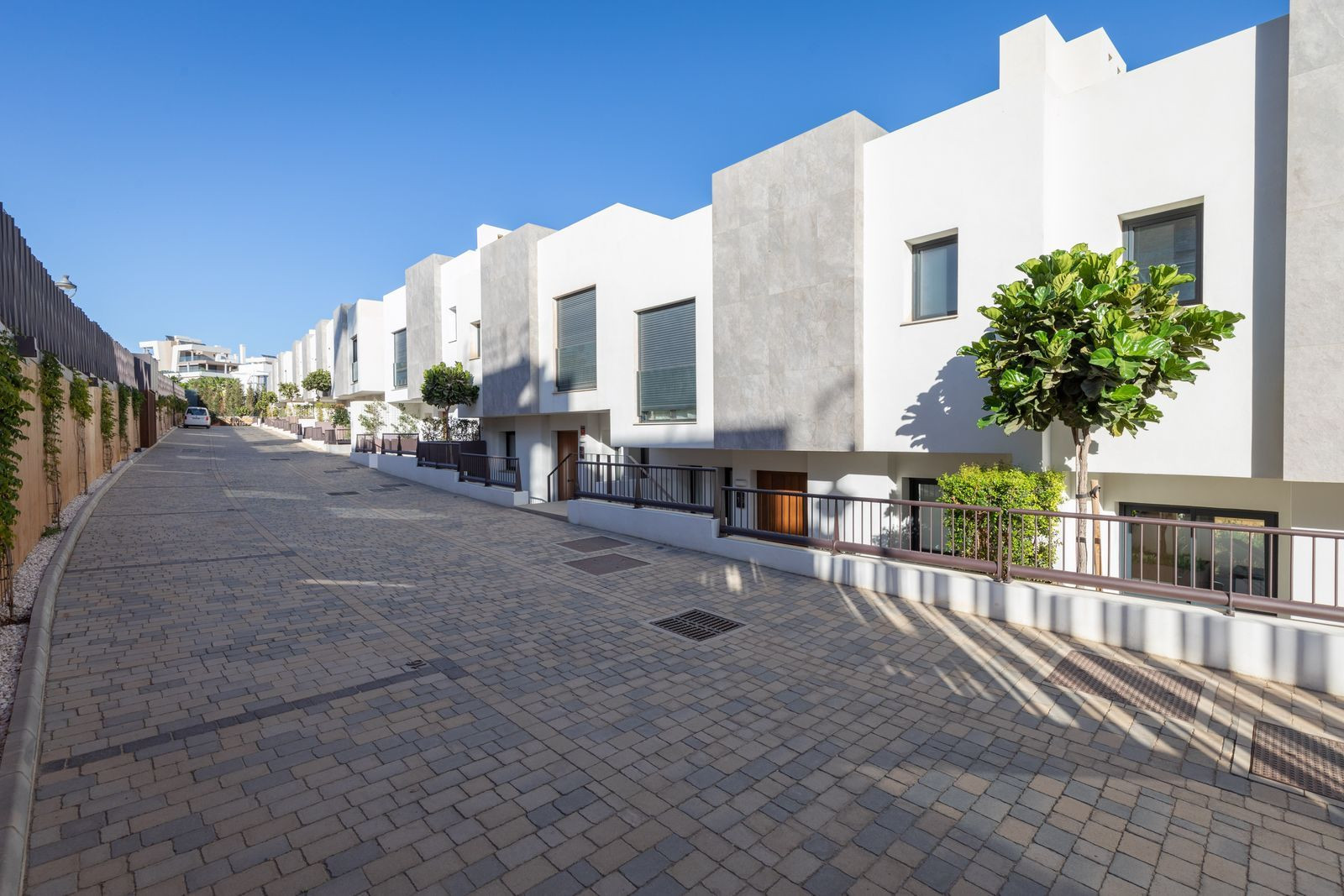 Townhouse for sale in Marbella - East 50
