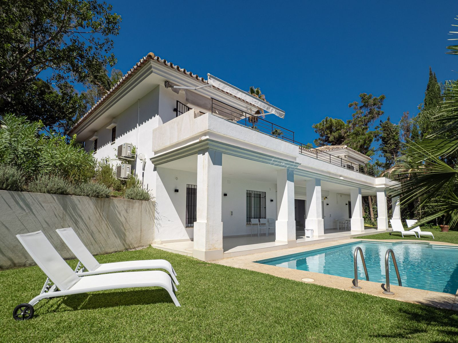 Villa for sale in Marbella - East 4