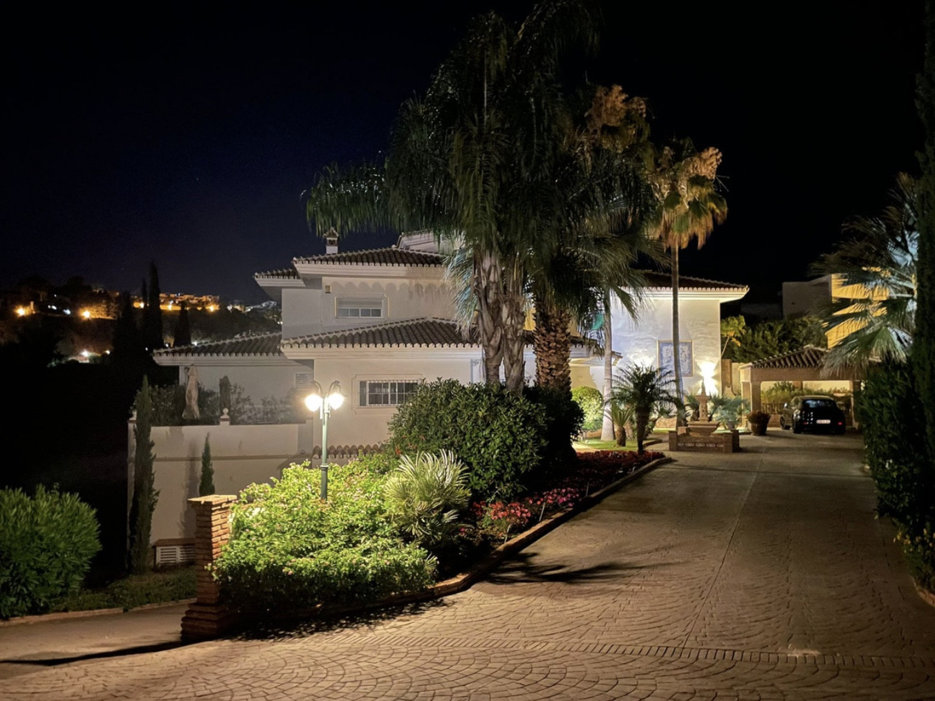 Villa for sale in Marbella - Nueva Andalucía 49