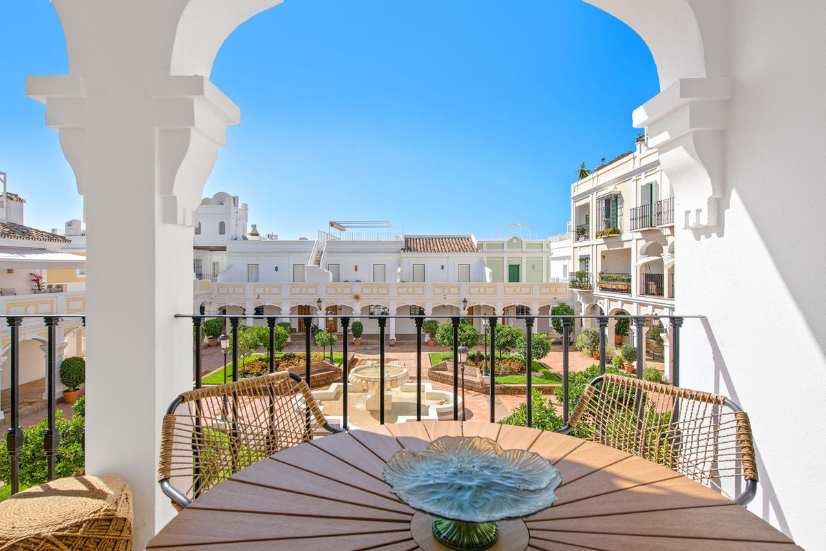 Lägenhet till salu i Marbella - Nueva Andalucía 1