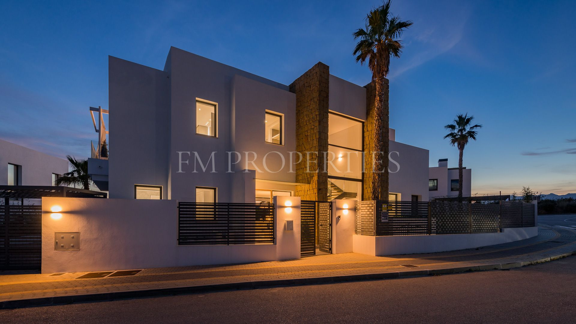 Haus zum Verkauf in Marbella - East 18