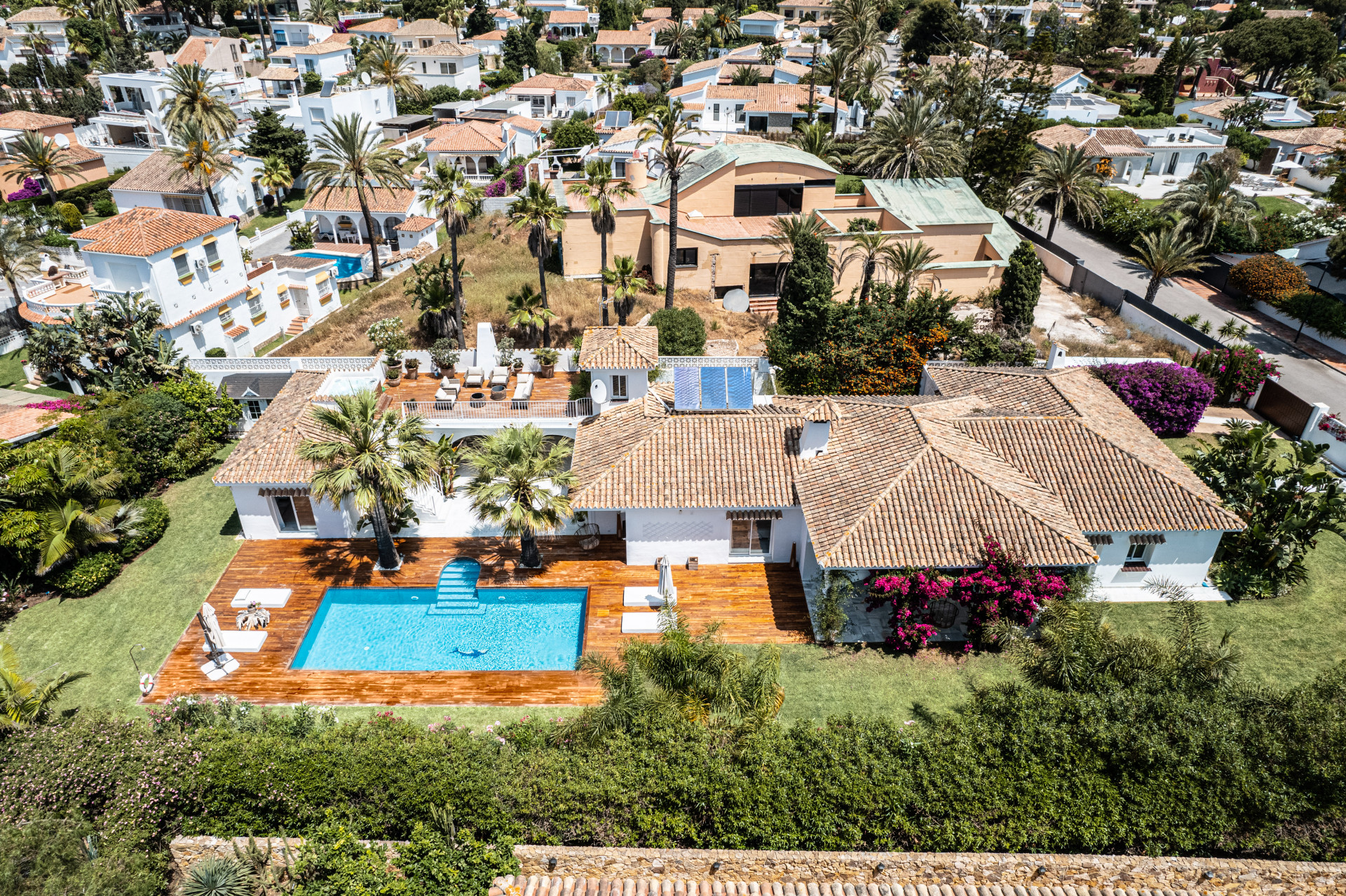 Villa for sale in Marbella - East 6