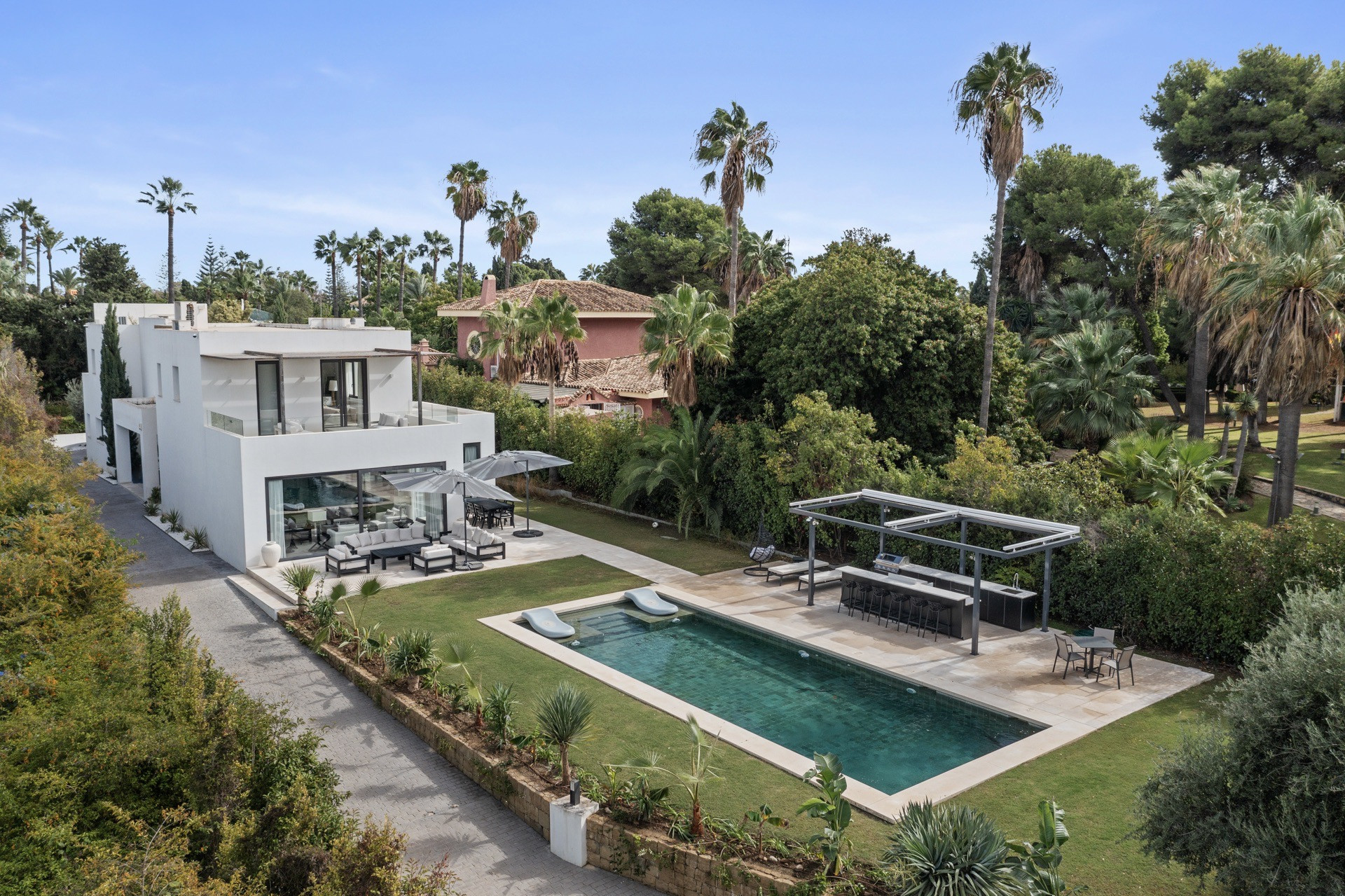 Villa for sale in Marbella - San Pedro and Guadalmina 1