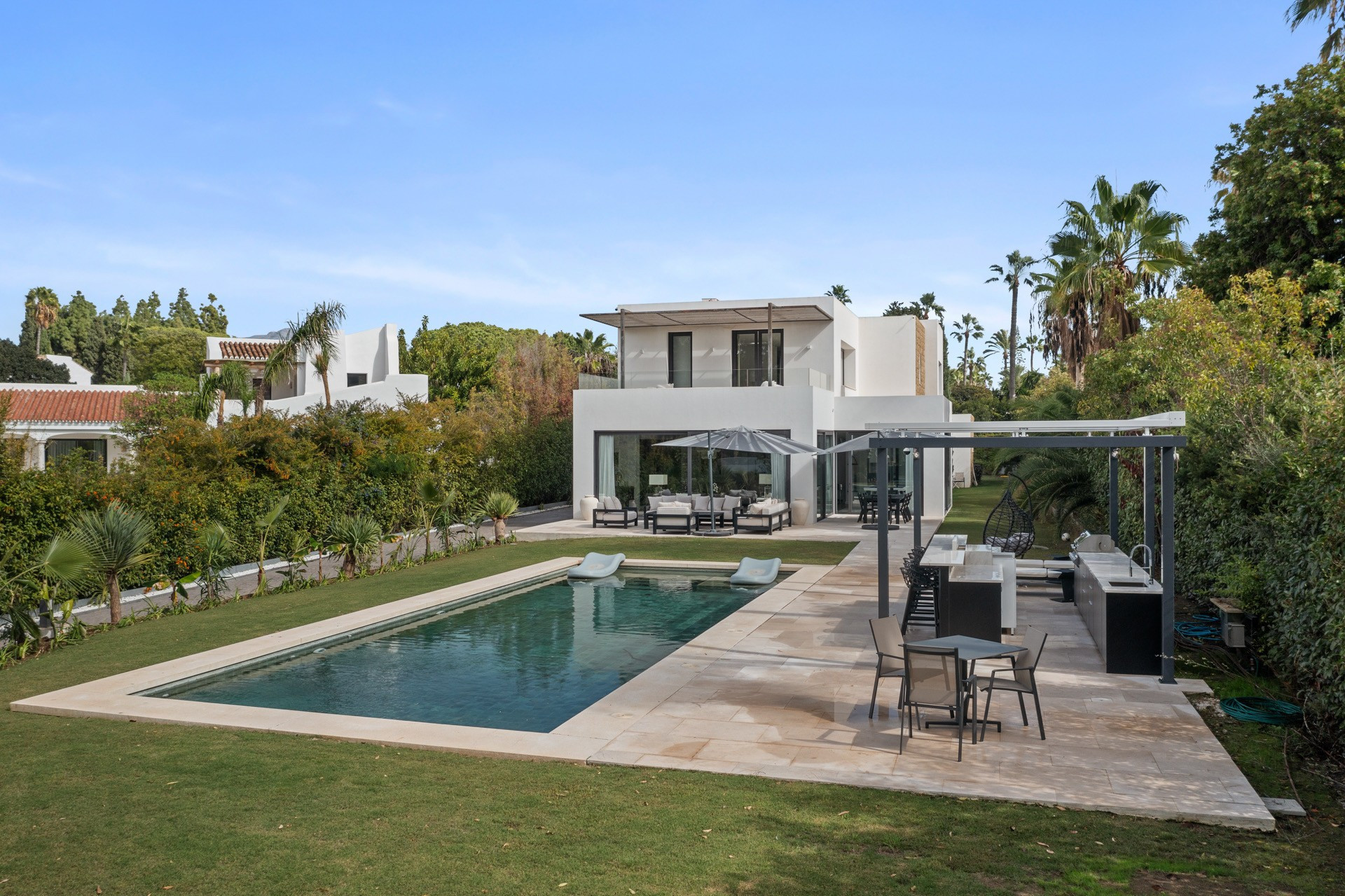 Villa for sale in Marbella - San Pedro and Guadalmina 2