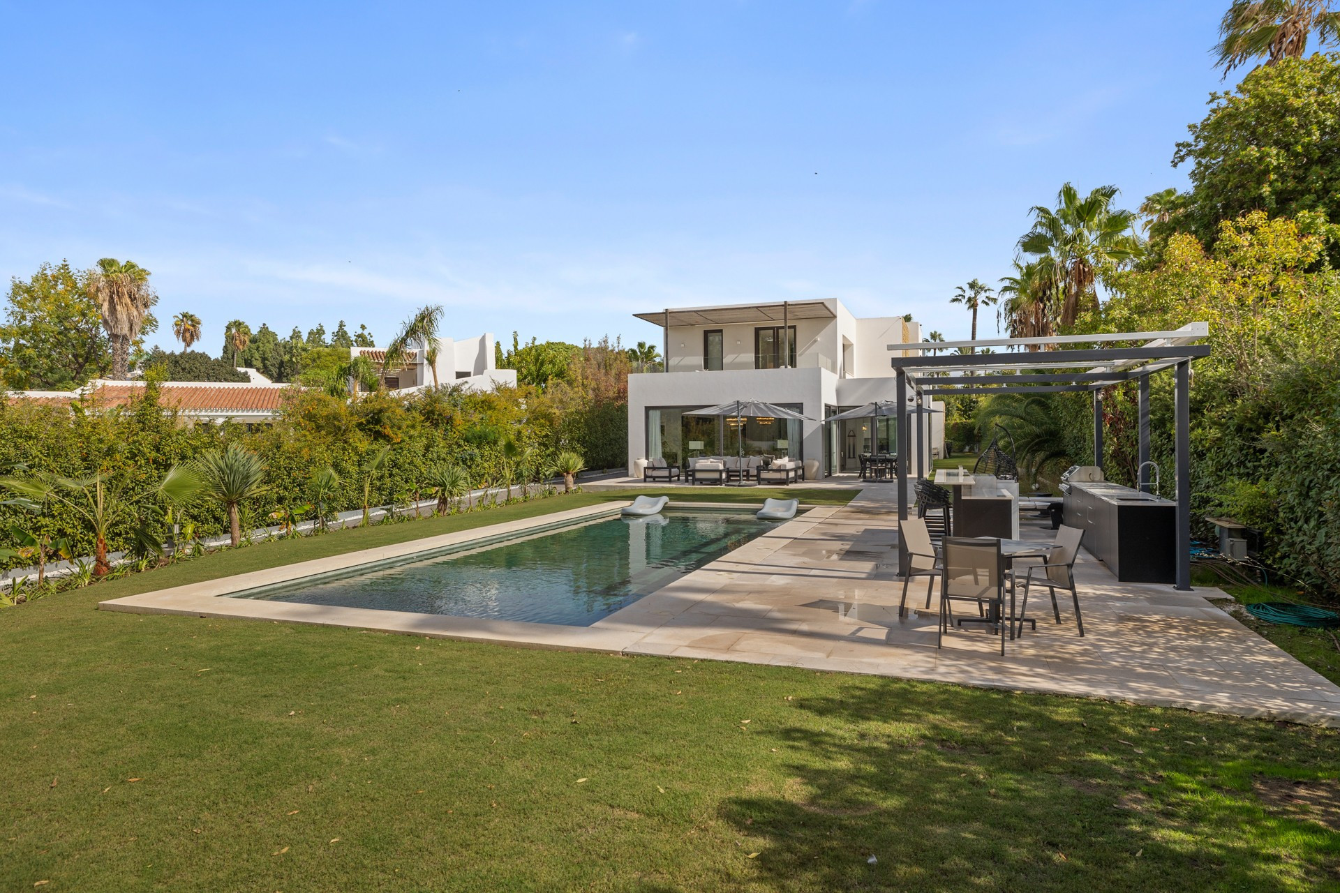 Villa for sale in Marbella - San Pedro and Guadalmina 3