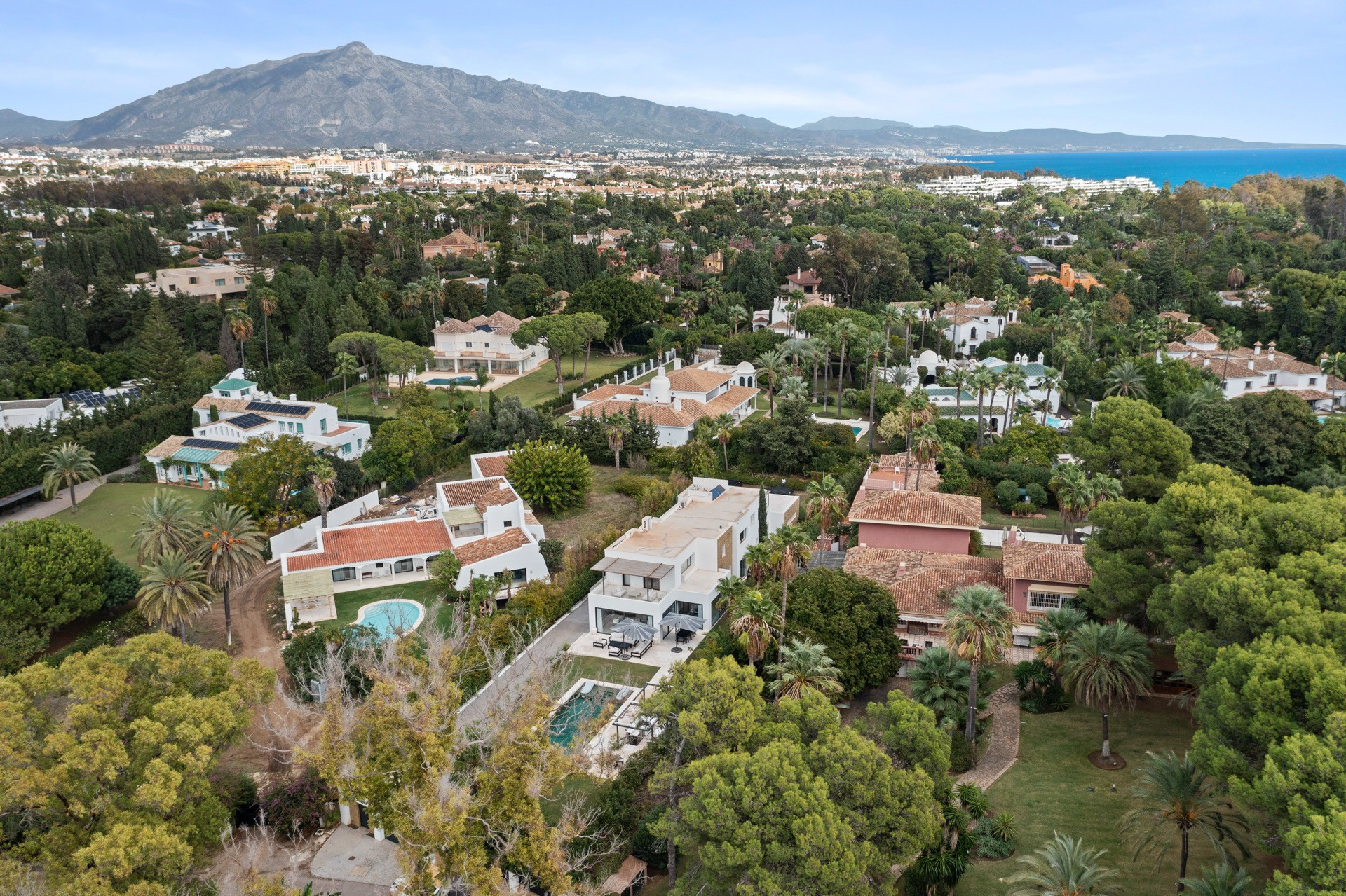 Villa for sale in Marbella - San Pedro and Guadalmina 50