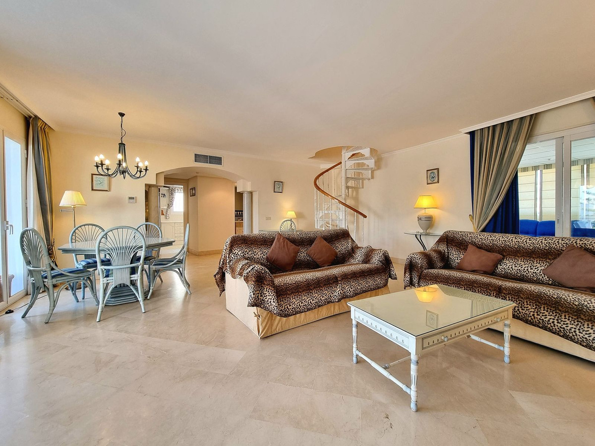 Apartamento en venta en Marbella - East 6