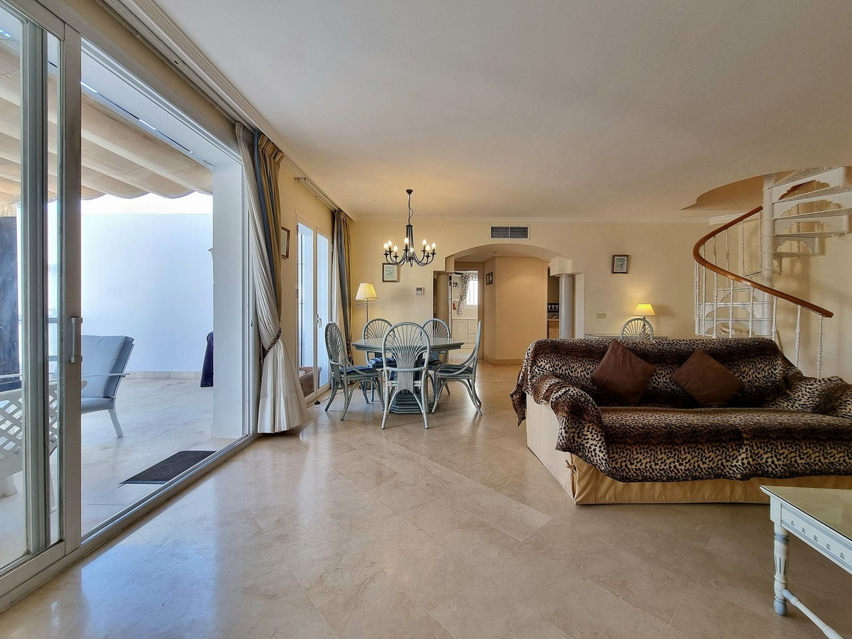 Appartement te koop in Marbella - East 18
