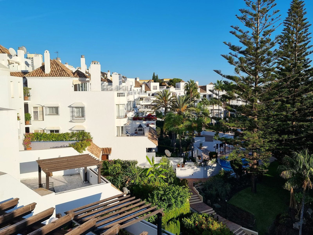 Apartment for sale in Marbella - East 45