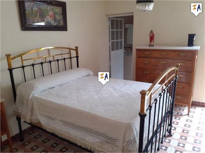 Townhouse for sale in Madrid City 11