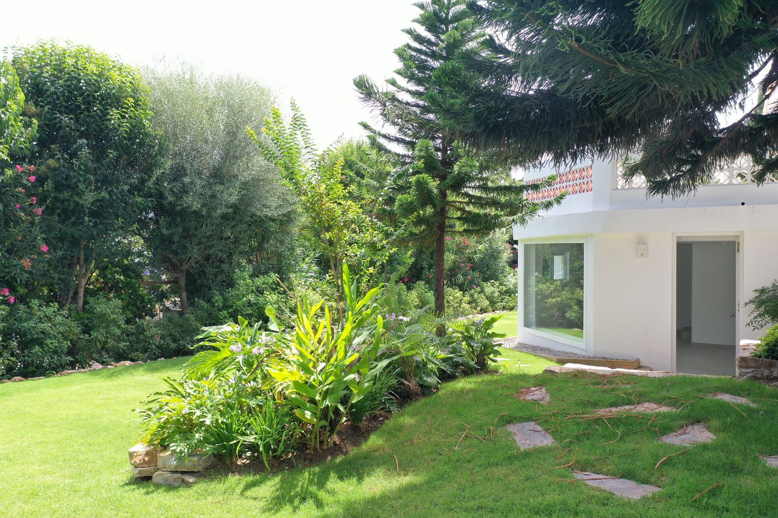 Villa for sale in Marbella - San Pedro and Guadalmina 50