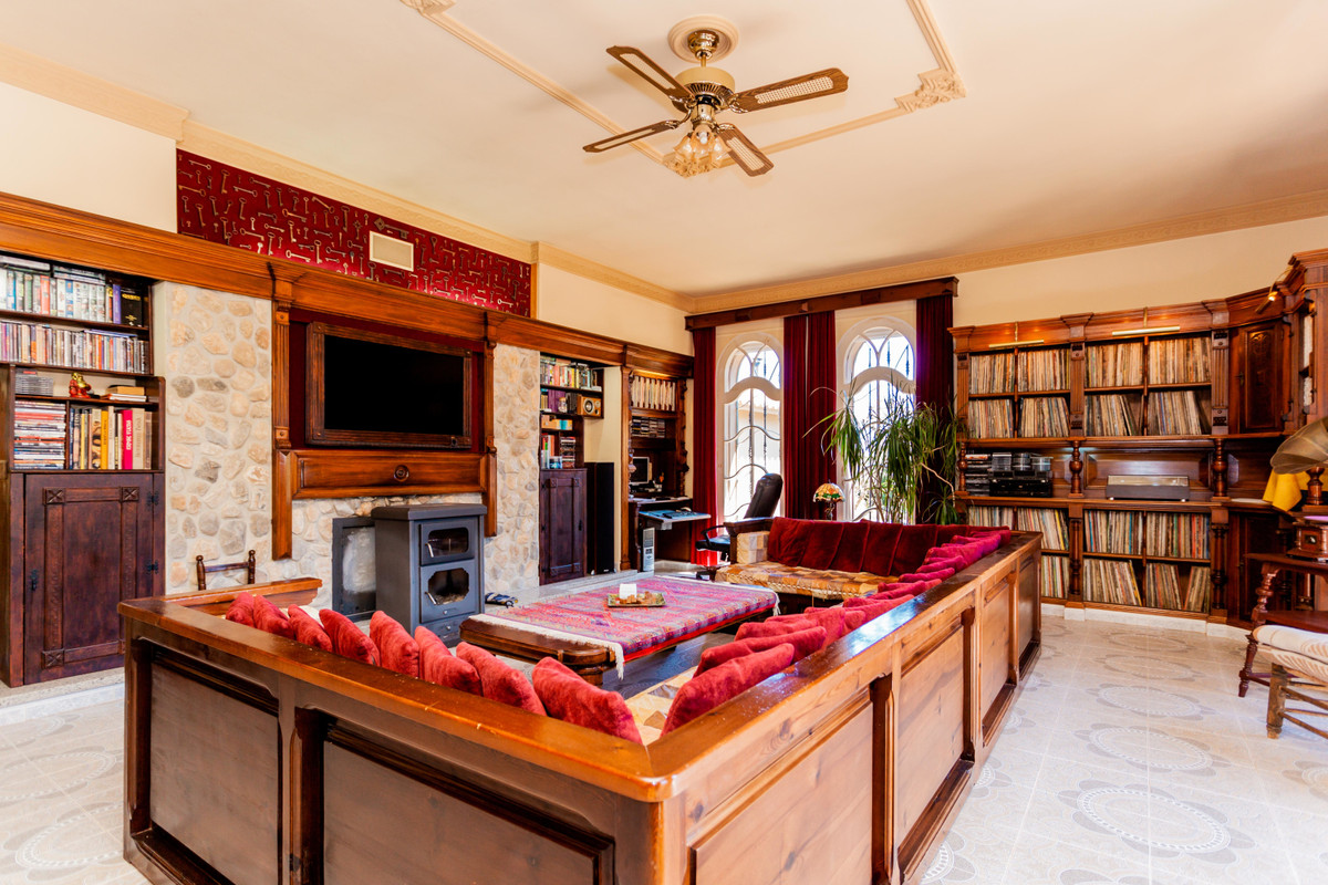 Countryhome for sale in Alhaurín 3