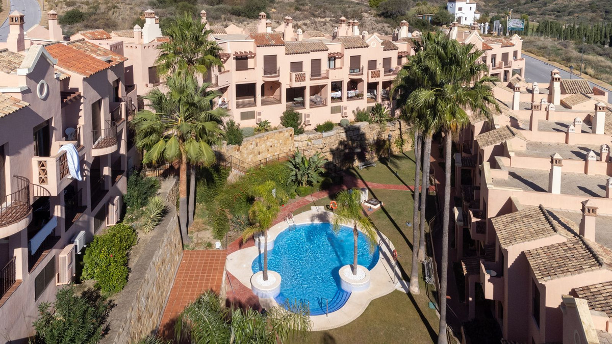 Townhouse for sale in Estepona 41