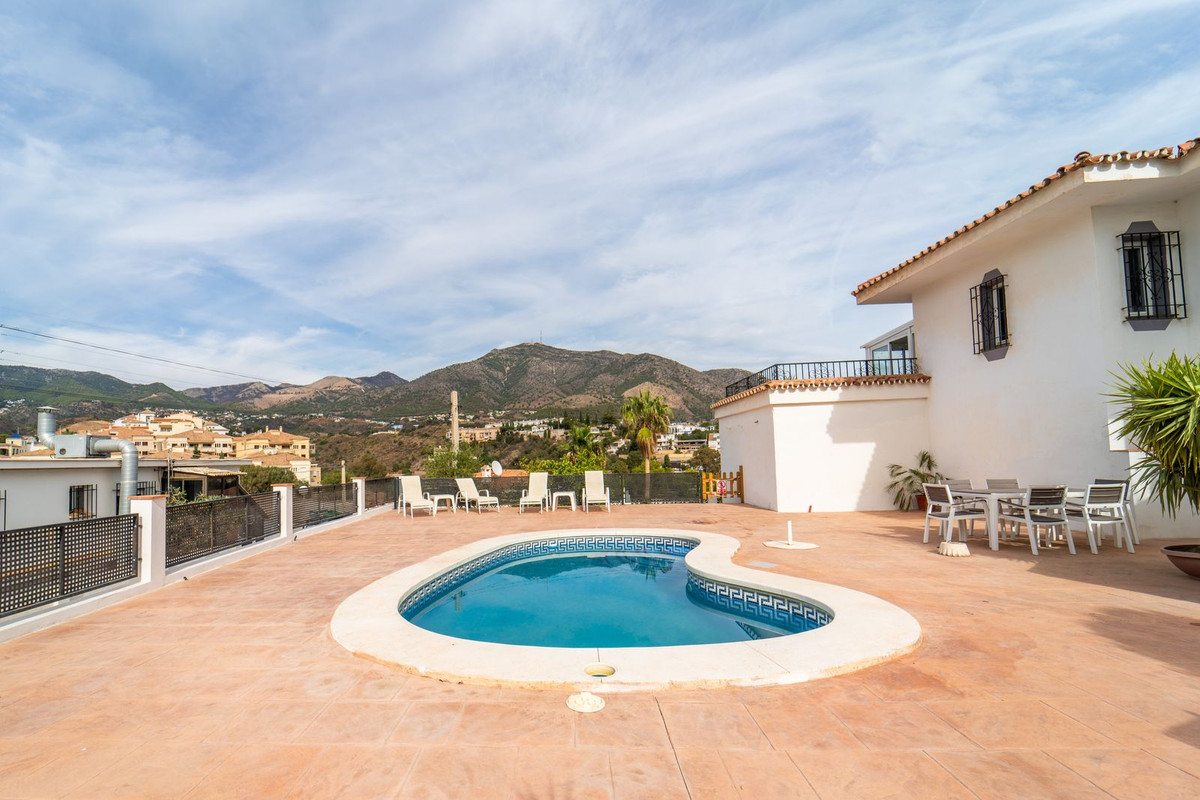 Villa for sale in Fuengirola 36
