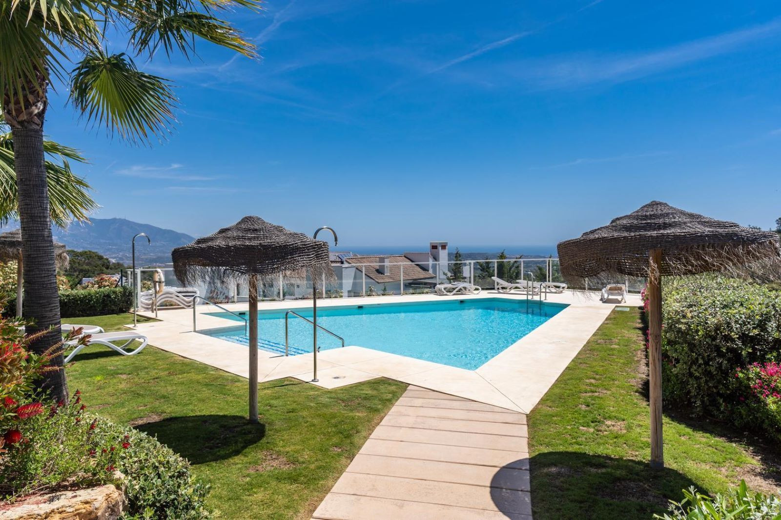 Apartment for sale in Marbella - East 29
