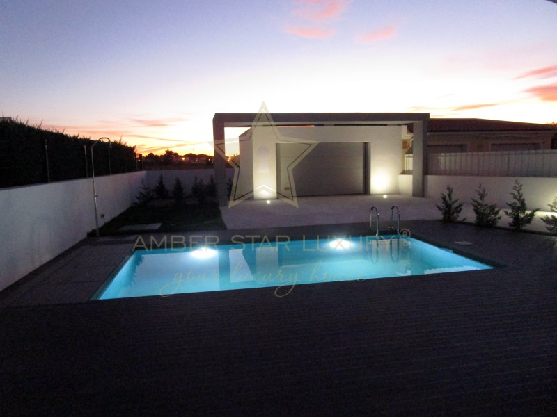 Villa for sale in Setúbal Peninsula 42