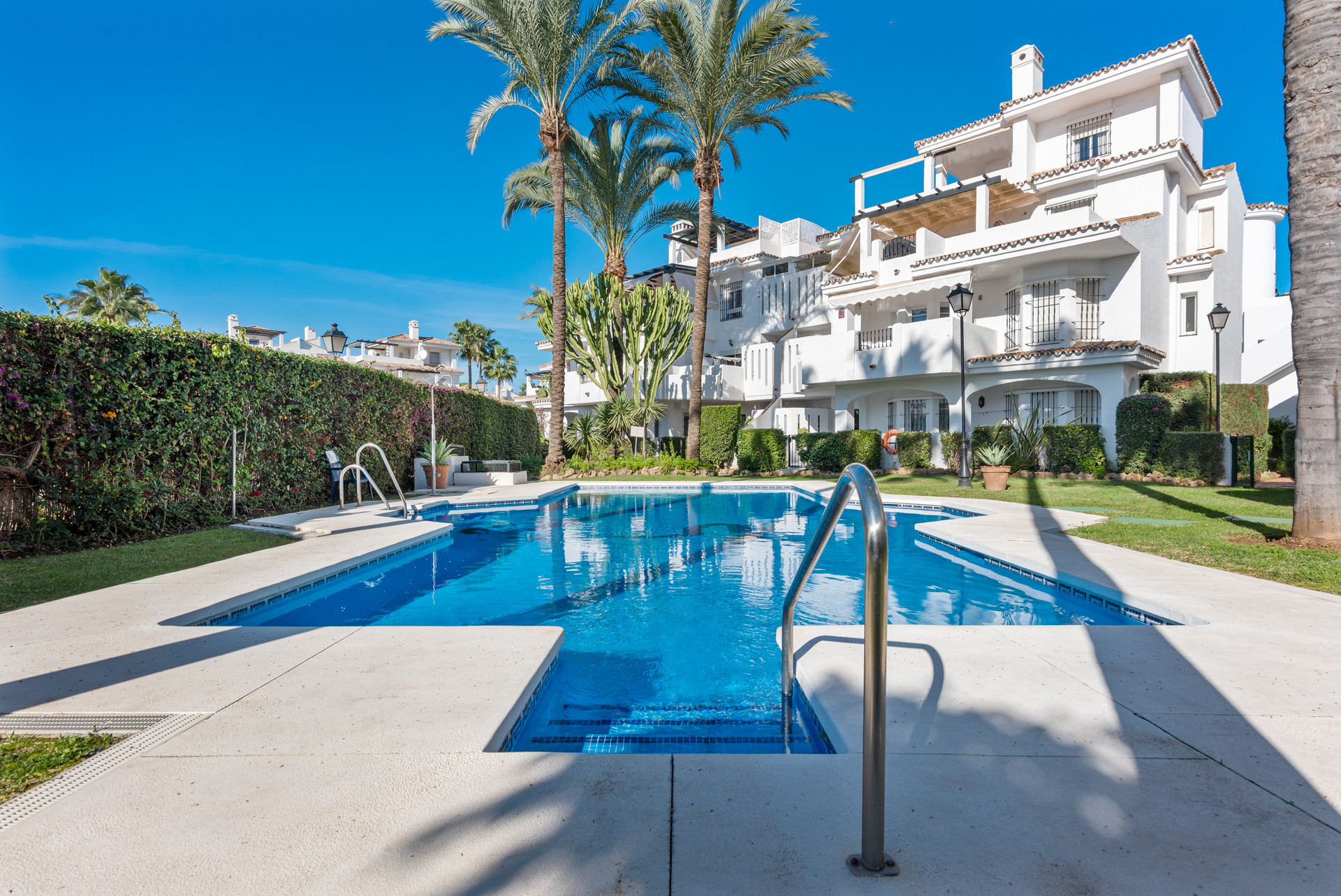Apartamento en venta en Marbella - Nueva Andalucía 24