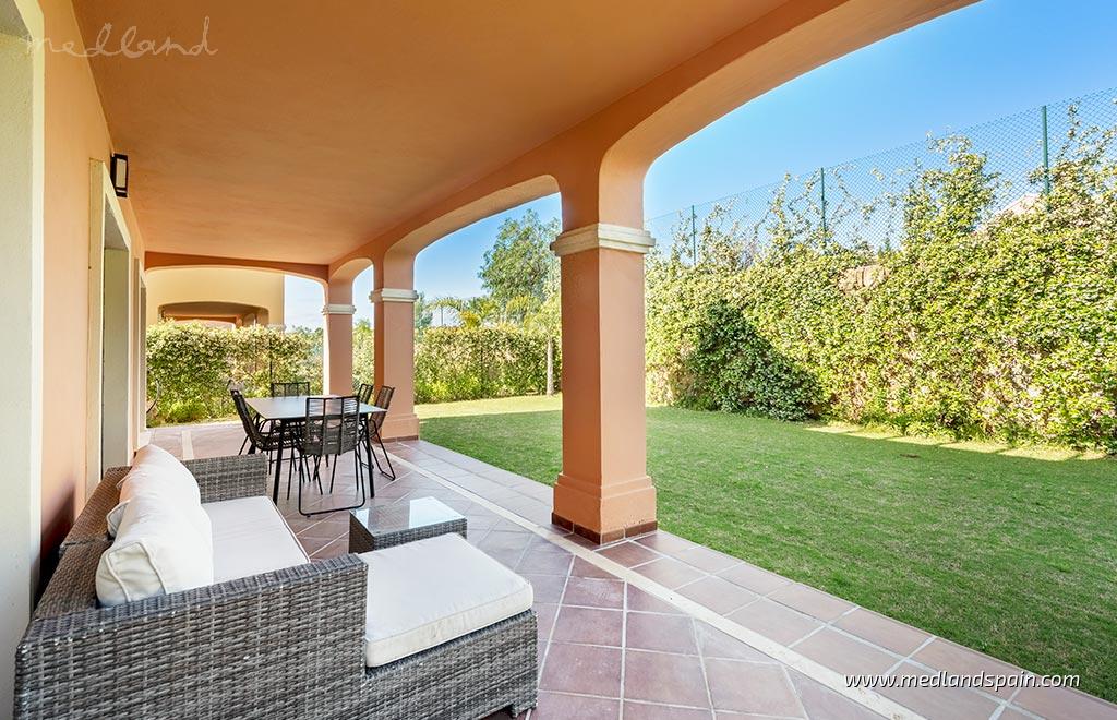 Villa te koop in Estepona 5