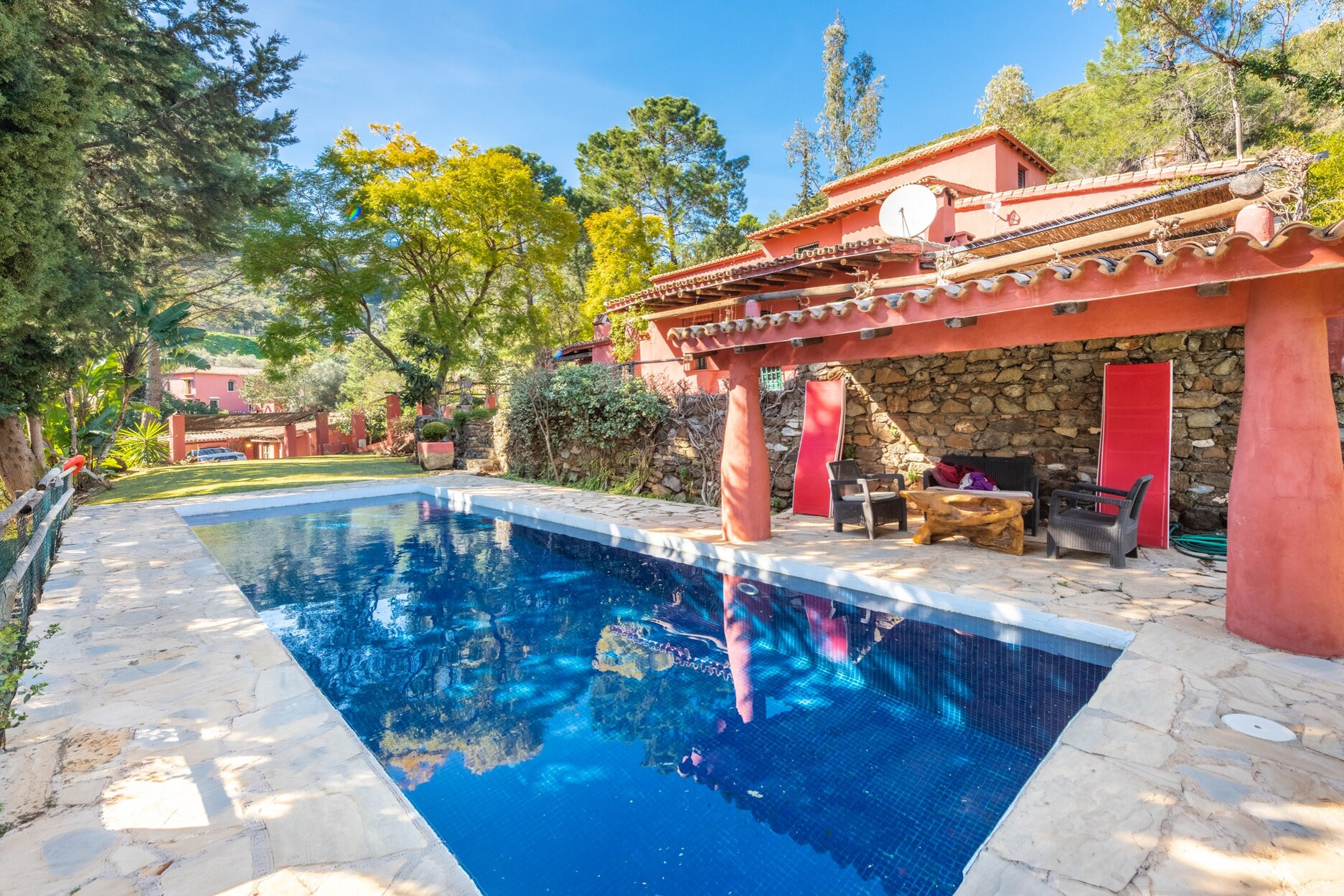 Villa for sale in Benahavís 15