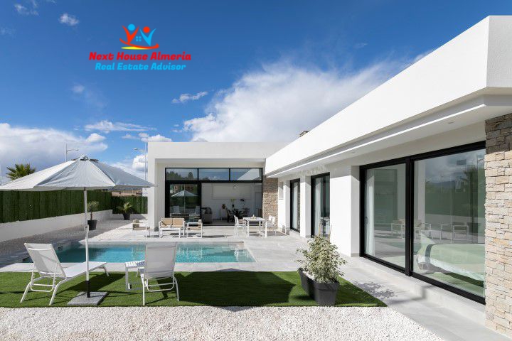 Villa for sale in Guardamar and surroundings 25