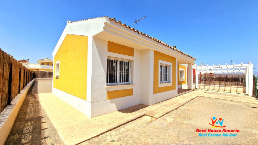 Villa te koop in Lorca 9