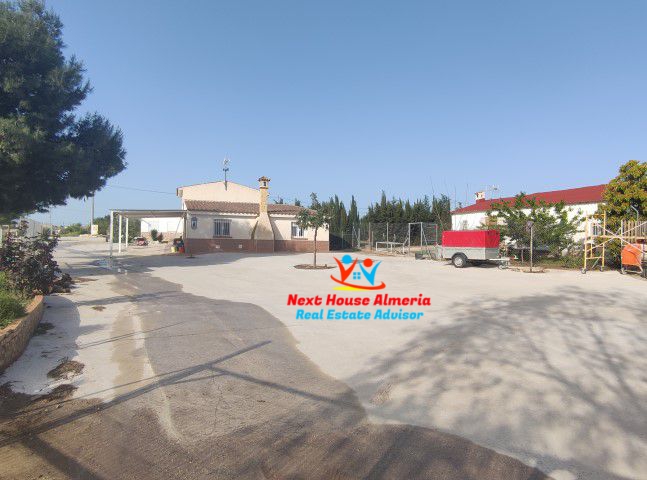 Landhaus zum Verkauf in Lorca 2
