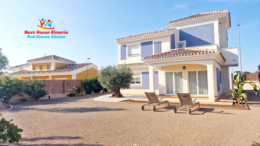 Villa te koop in Lorca 4