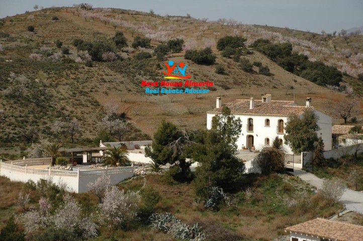 Countryhome for sale in Lorca 43